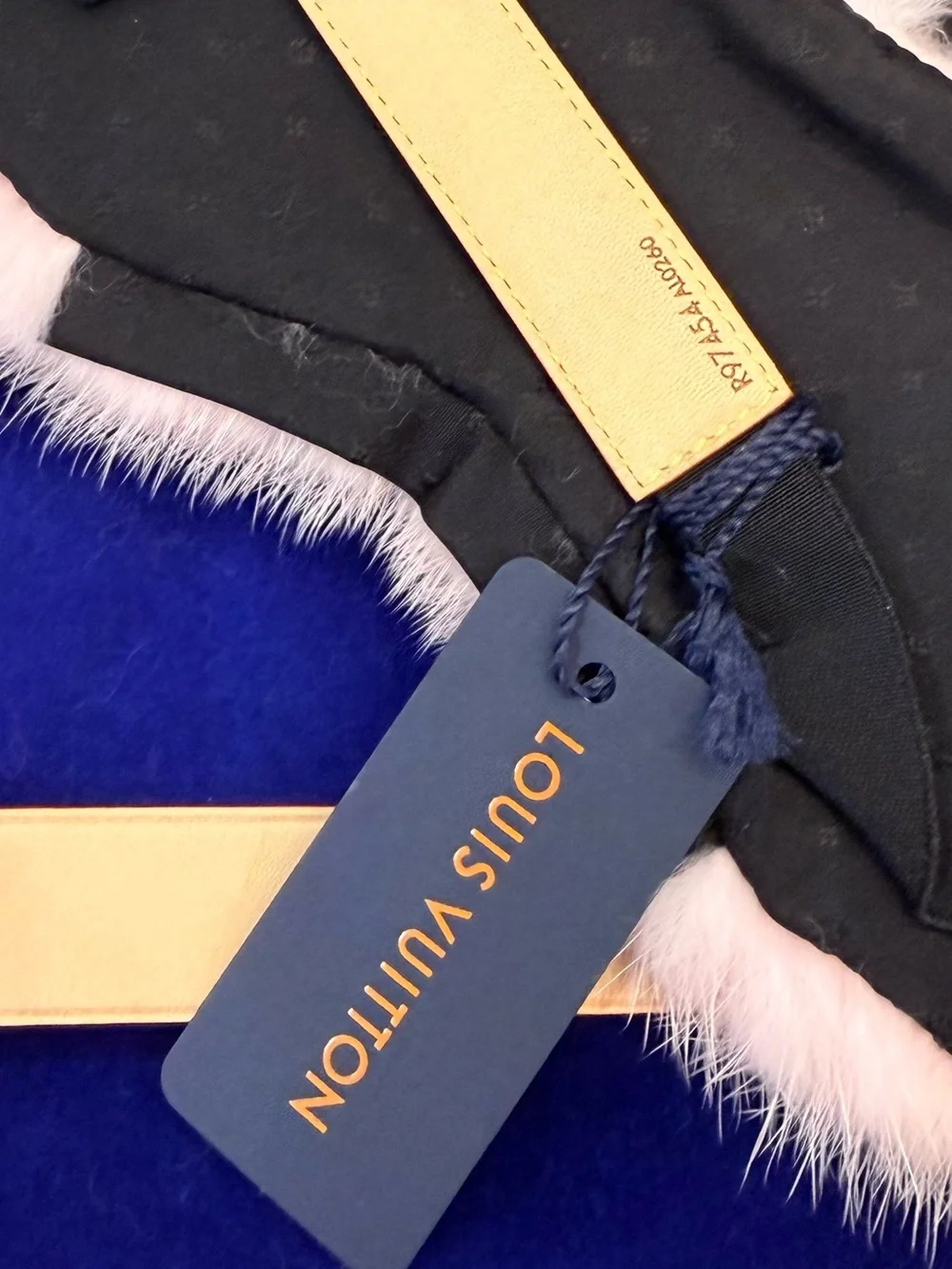 Never used - Fur LV Eye Mask